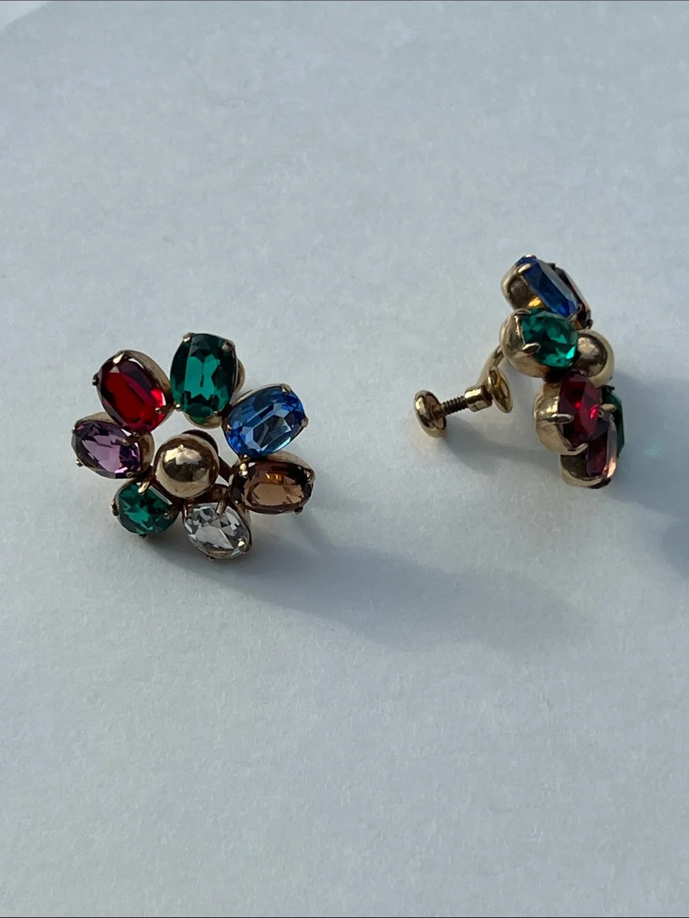 Vintage Van Dell Multicolor Crystal Flower Screw-Back Earrings - Gold plated